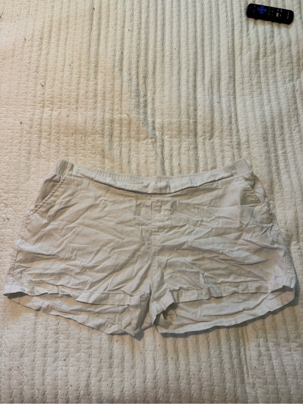 Old Navy White Lightweight Linen Shorts with Pockets